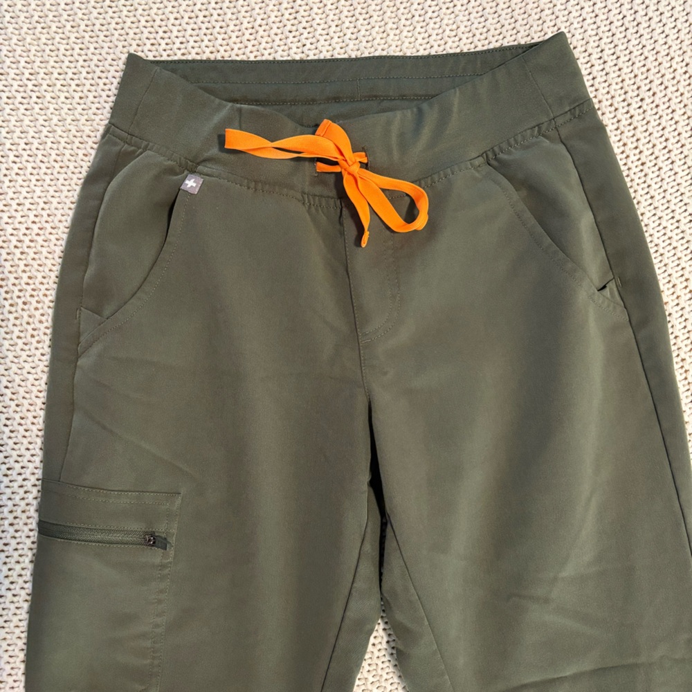 Figs Zamora Scrub Pant - Moss XS - Picture 3 of 4
